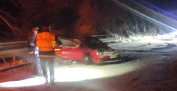Travnik: Povrijeđene tri osobe, saobraćaj obustavljen