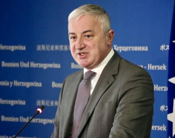 Zašto BiH nema zajedničke prelaze sa CG i Srbijom?