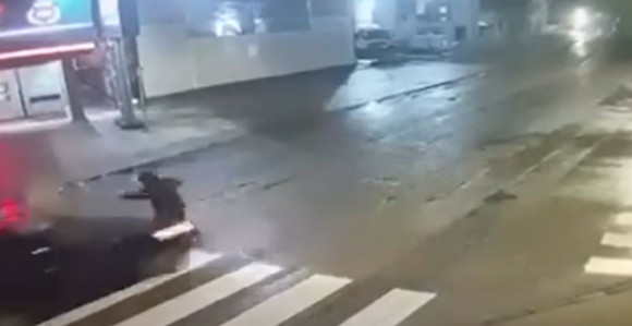 Teška nesreća u Bijeljini: Vozilom naletio na pješake