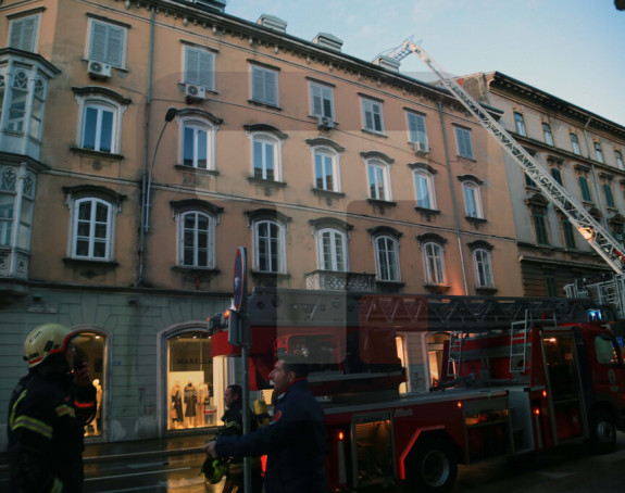 Rijeka: Požar u centru, u potkrovlju zgrade nađeno tijelo