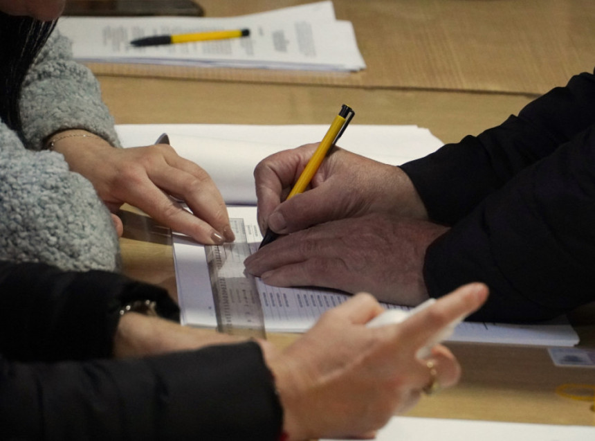 Do 14 časova na izborima izlaznost u Negotinu 35,6%