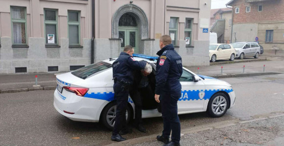 Uhapšeni muškarac zbog pedofilije je profesor u Laktašima