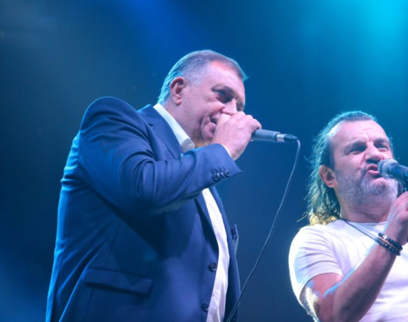 Аца Лукас упутио још једну поруку Додику (ВИДЕО)