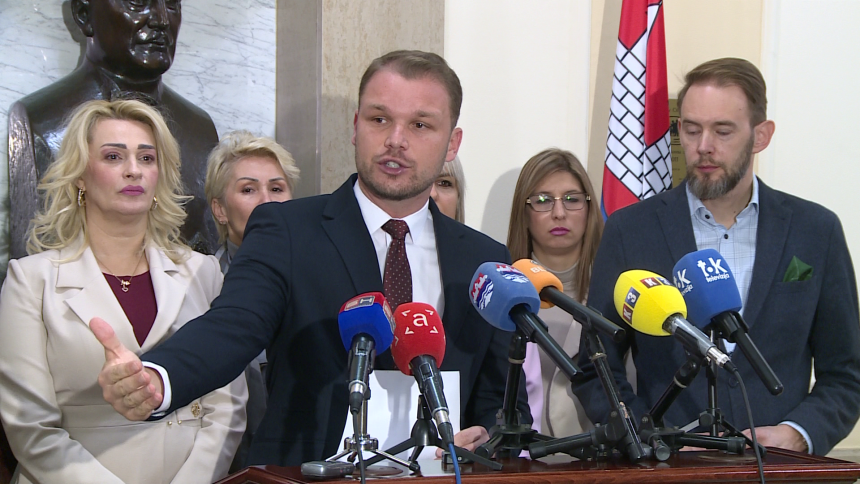 Vlada razvlašćuje i uzima nadležnosti lokalnim zajednicama