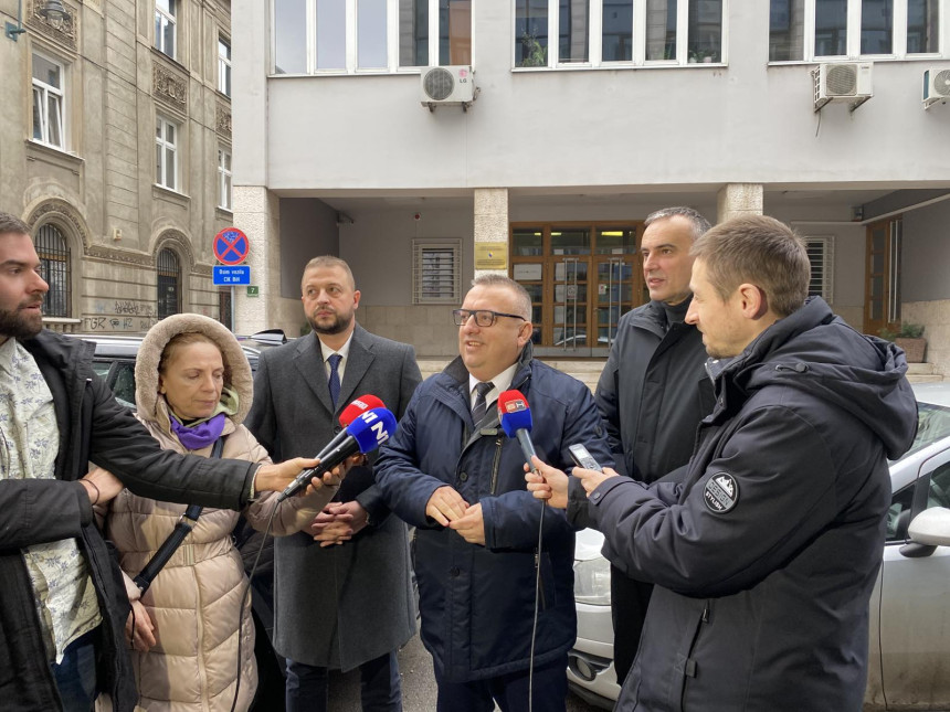 Десила се крађа на изборима, Тужилаштво треба да реагује