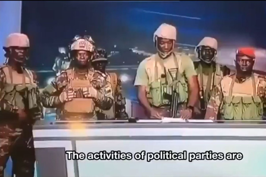 Vojska upala na TV: "Predsjednik je svrgnut" (VIDEO)