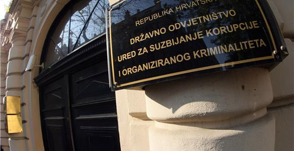 Hapšenja zbog tone marihuane i pranja novca