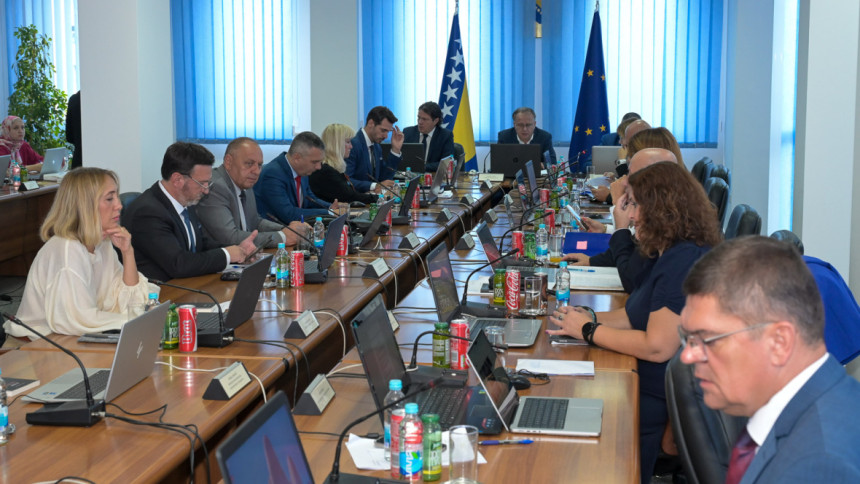 Minimalna penzija u Federaciji BiH ide na 700 maraka