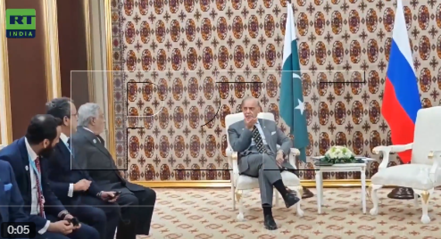 Премијер Пакистана упао на састанак Путина и Ердогана