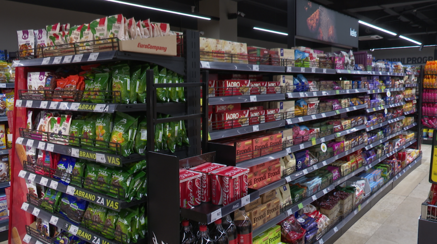 Гориво појефтињује а цијене производа само расту (ВИДЕО)