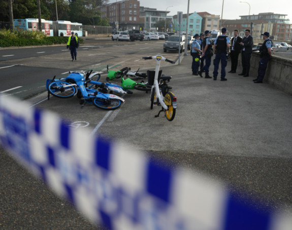 Полиција не трага за трећим, нападачи су отац и син
