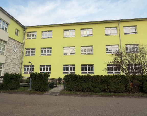 Dojava o bombi u više osnovnih i srednjih škola u Srpskoj, evo šta piše u prijetećem mejlu