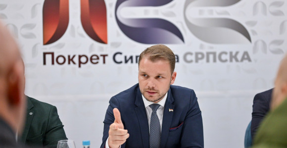 Poruka Dodiku: Vješto se krijete iza naroda, kad vam zatreba!