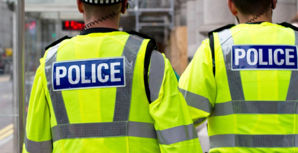 Auto uletio u masu ljudi, devetoro povrijeđeno (VIDEO)