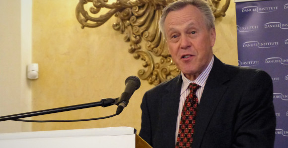 Bivši britanski ambasadori lobiraju za Dodika u Londonu