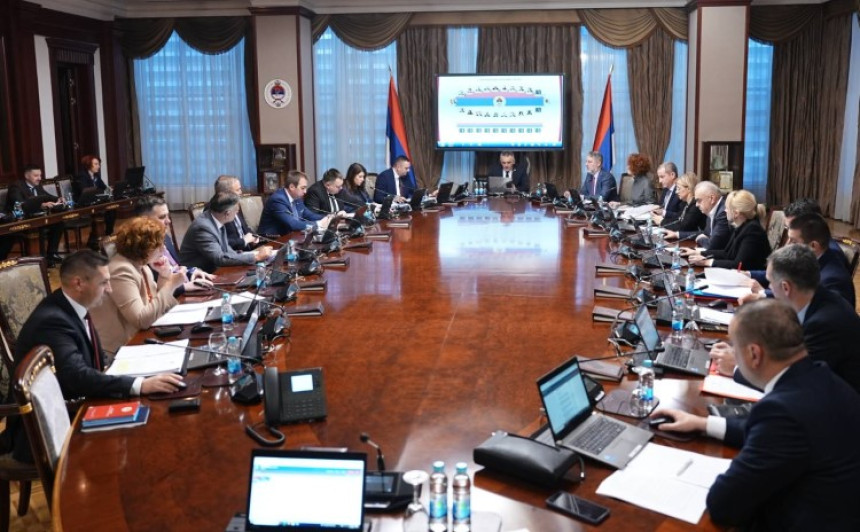 Zašto Vlada Srpske ne spušta cijenu duga: Potražnja za obveznicama nadmašuje ponudu, ali kamata se ne mijenja