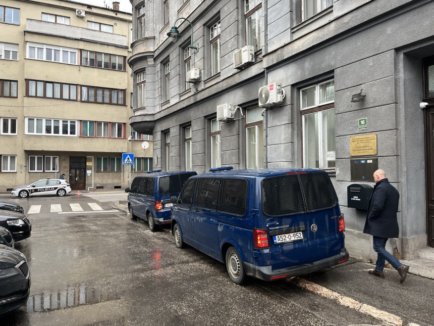 Uhapšen dekan fakulteta i glavna inspektorka