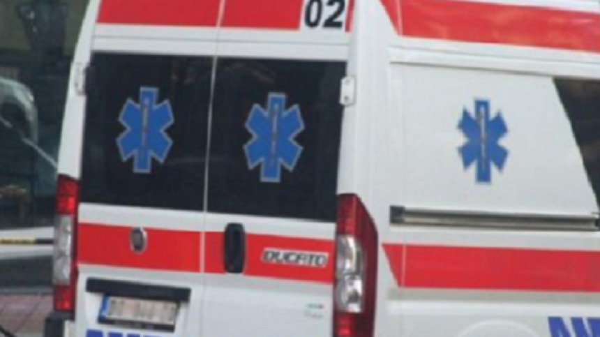 Jedna osoba poginula u sudaru tri automobila