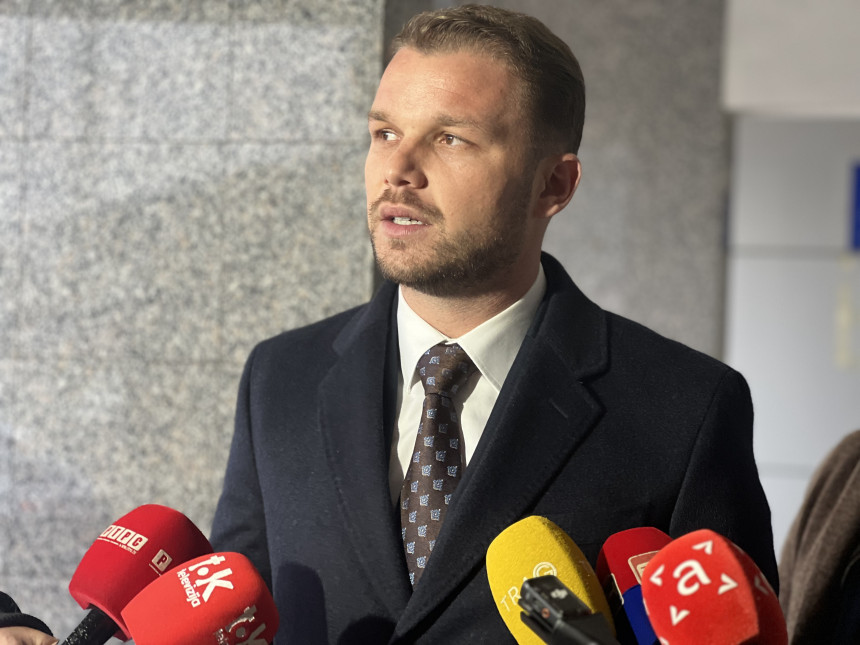 Narod je navikao na afere, ali droga na UKC prelazi sve