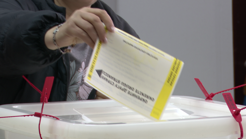 Десила се брутална крађа на изборима, надлежни "спавају"