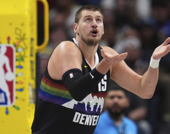 Jokić ubacio 56 poena uz 16 skokova i 15 asistencija