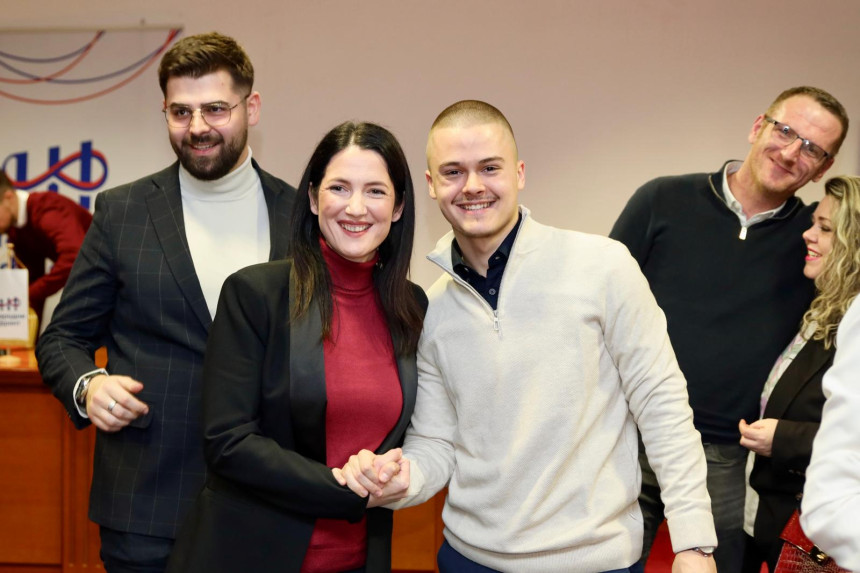 Formirana gradska organizacija Unije mladih Narodnog fronta