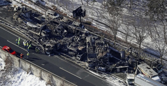 50 vozila u sudaru: Požar i jezive scene, ima mrtvih