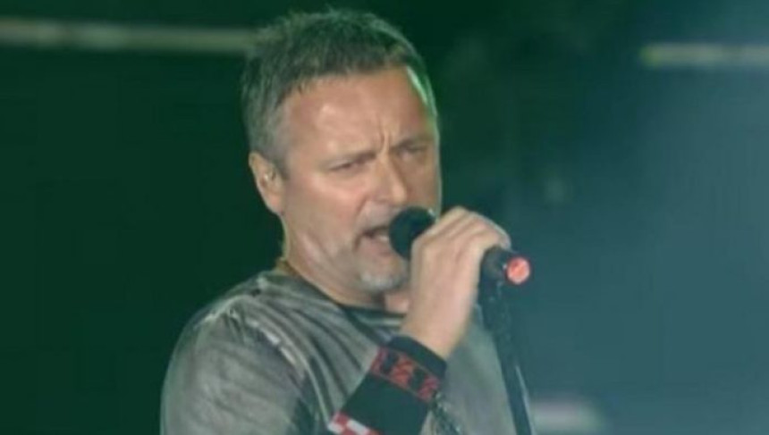 Tompson ponovo uzvikivao ustaški pozdrav na koncertu