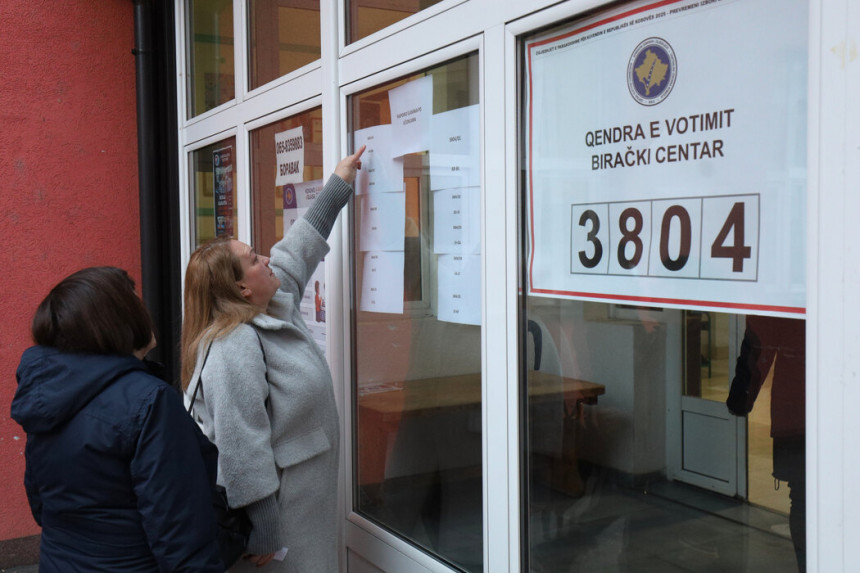 Samoopredeljenju 50,25% glasova na osnovu oobrađenih rezultata sa 87,52% biračkim mjesta