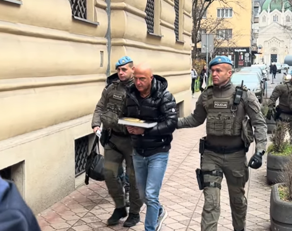 Dekanu određen pritvor, inspektorki mjere zabrane