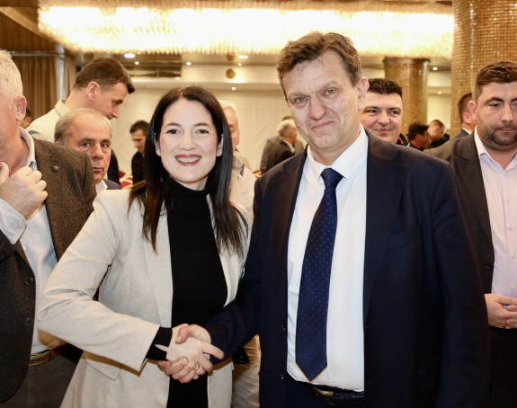 Тривић честитала Блануши: Јак СДС треба Српској