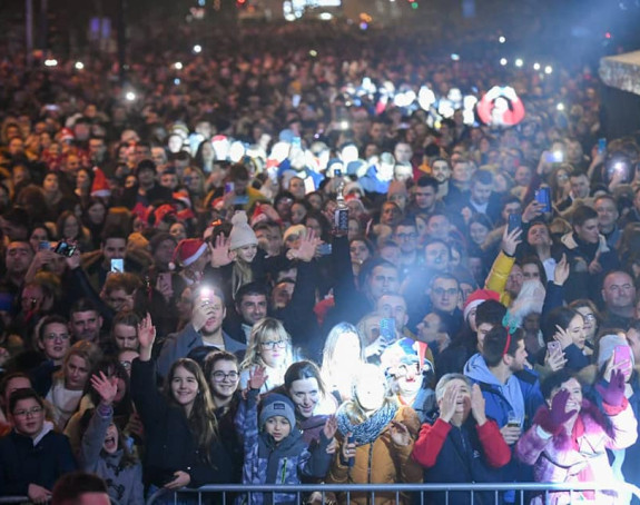 Шта градови Српске грађанима нуде у новогодишој ноћи