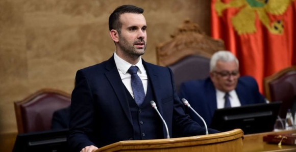 Smijenjen ministar Šćekić, njegov resor vodiće Spajić