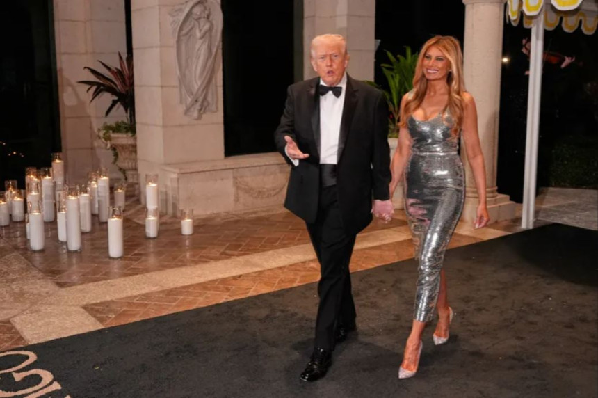 Melanija u srebrnoj haljini ukrala poglede na dočeku 2026.