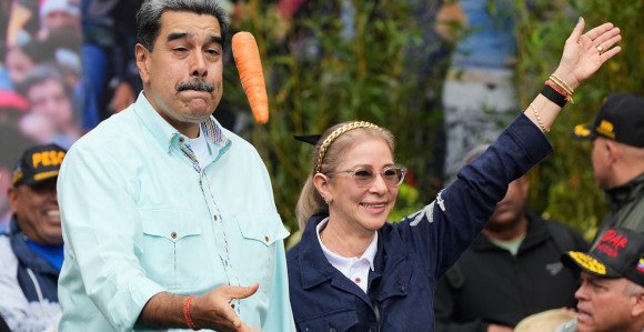 Maduru i njegovoj supruzi sudiće u Americi