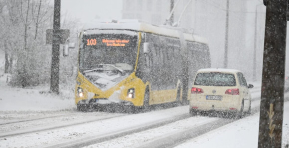 Snijeg pada širom BiH: Očekuje se nastavak padavina