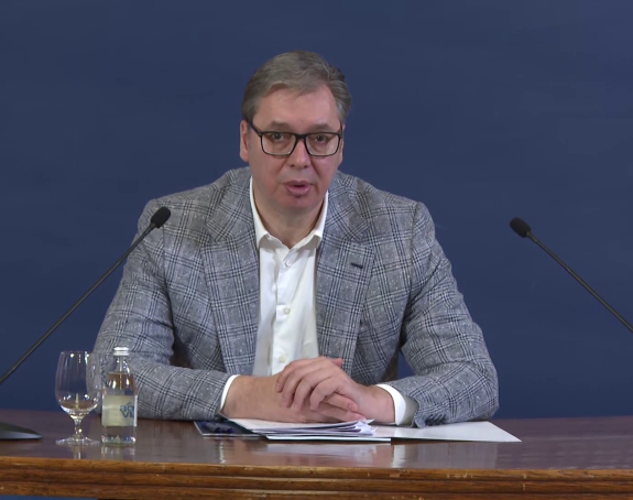 Vučić: Posebno zabrinjava dalje naoružavanje Prištine suprotno Povelji UN