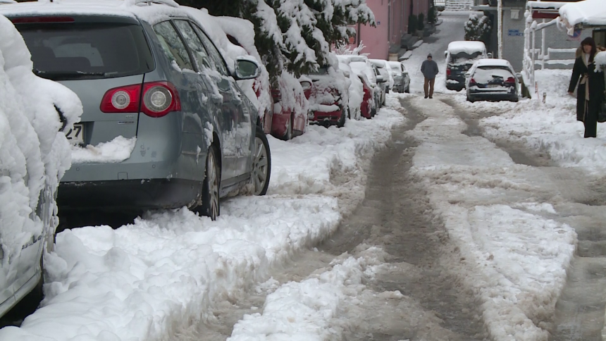 Saobraćaj širom Srpske usporen, stižu nove padavine