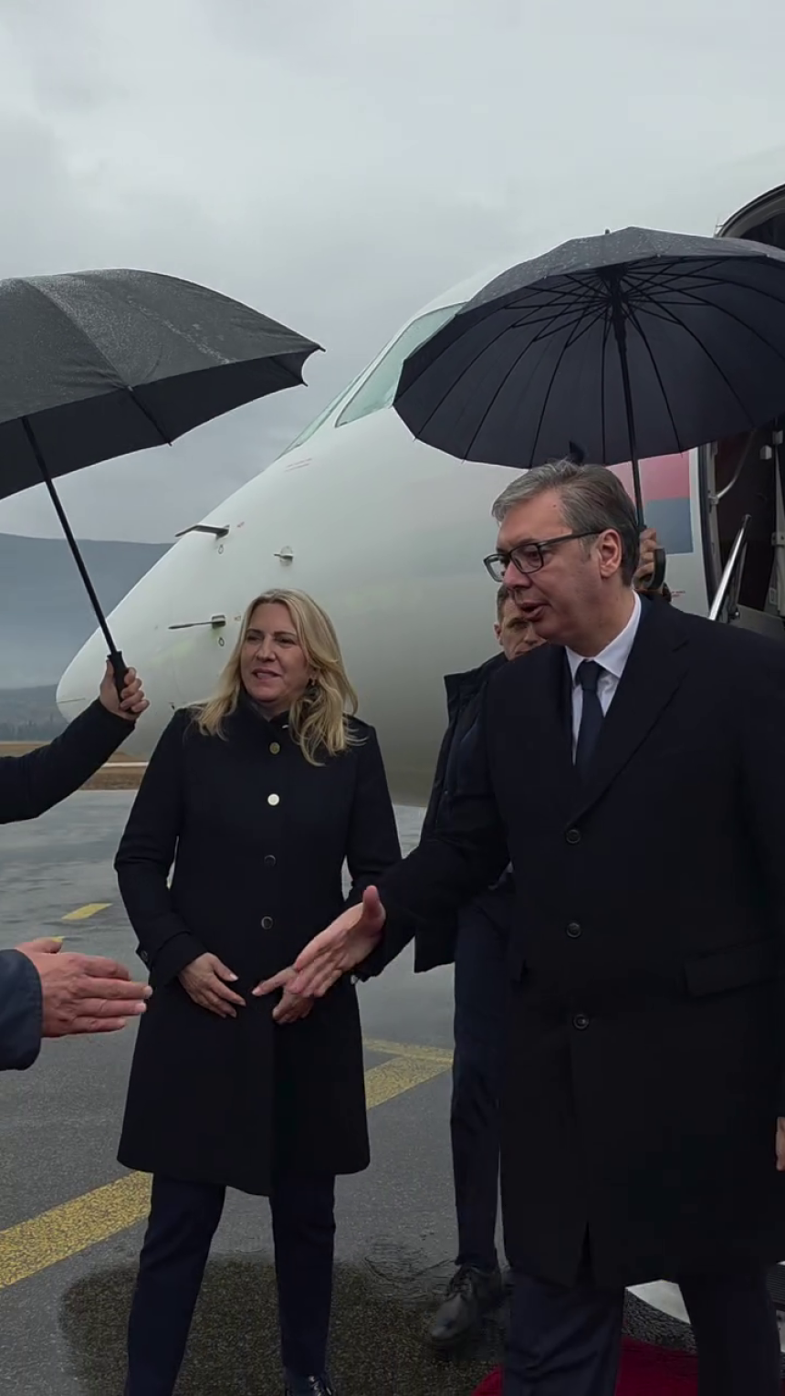 Predsjednik Vučić obišao Duhovni centar u Mrkonjićima