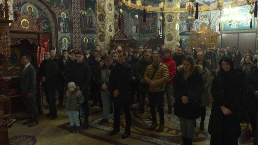 Molimo se za otadžbinu našu Srbiju i Srpsku