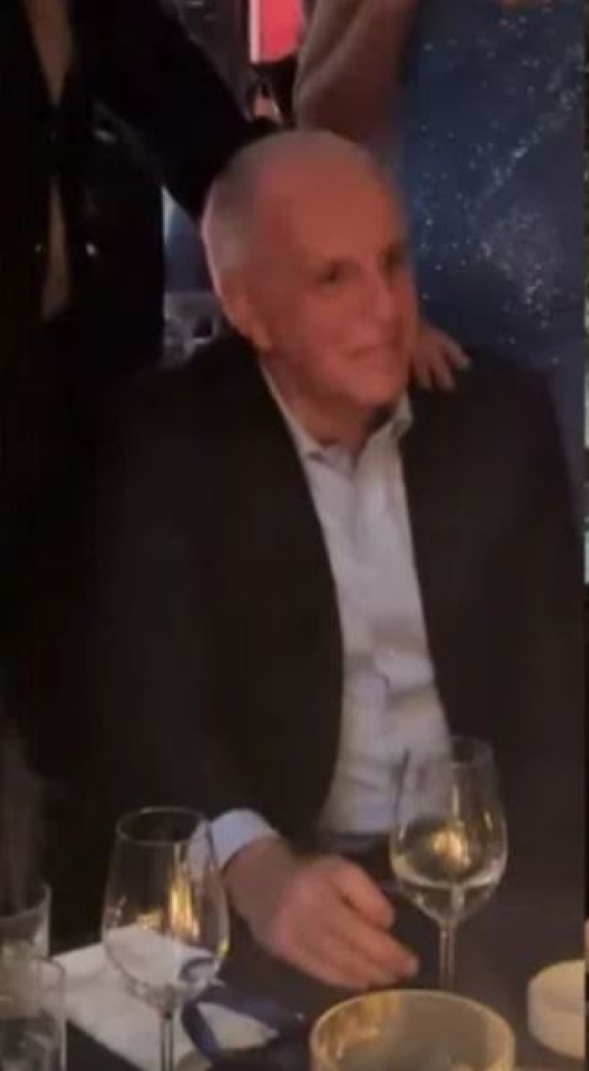 Жељко Обрадовић скоро заплакао уз пјесму "Црне косе"