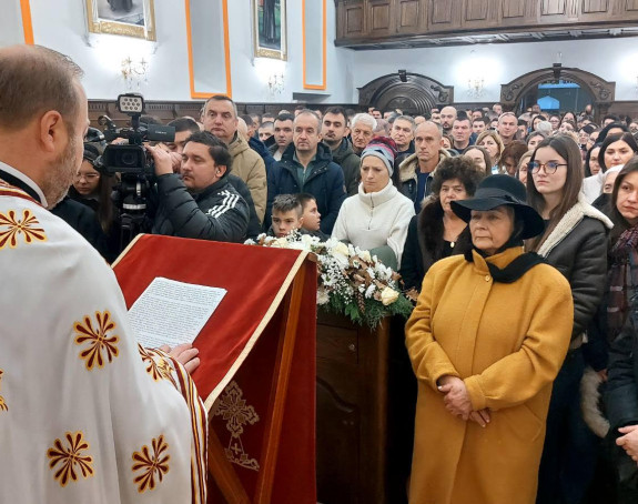 Božićno okupljanje u crkvi i porodici najveća radost,