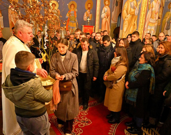 Božić da donese mir, ljubav i slogu svakoj porodici