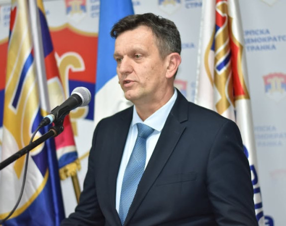 Blanuša čestitao Dan Republike: "Jedina mjera patriotizma jeste kakvu Srpsku ostavljamo mladima"