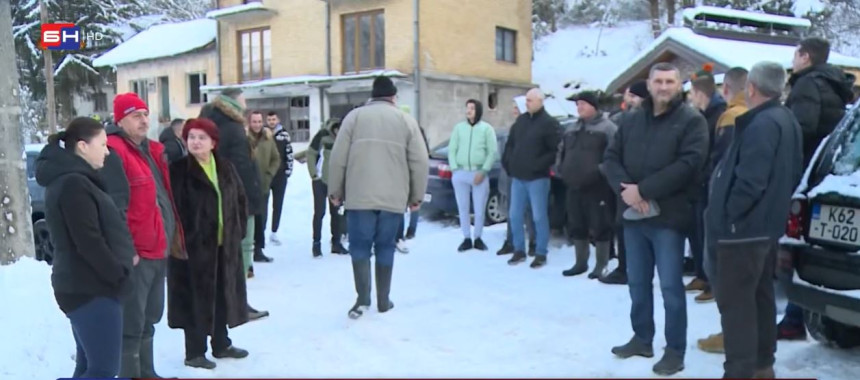 Зворник: Протест мјештана - "Брука, шест дана без струје"