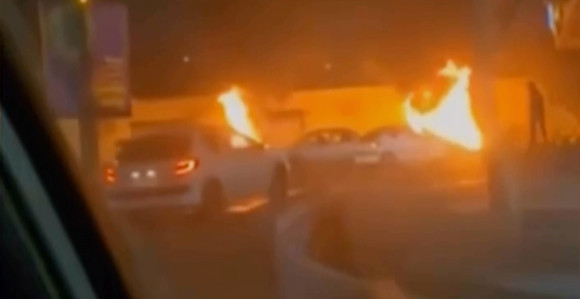 BBC: Učesnike protesta nazivaju "naoružani teroristi"