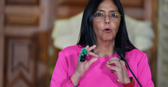 Suprotstavićemo se agresiji SAD diplomat. sredstvima