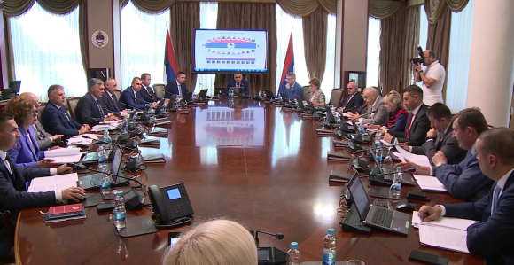 Правно питање или политичка калкулација: Зашто Уставни суд БиХ ћути о Влади Републике Српске?