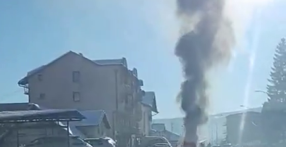 Automobil gori u Banjaluci (VIDEO)