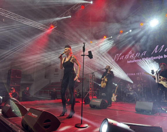 Građani I. Sarajeva u Novu godinu sa Slađanom Mandić